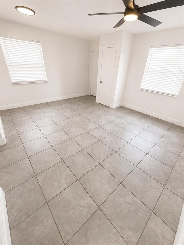 1185 Bentley Rd #4 - Photo 4 of 13