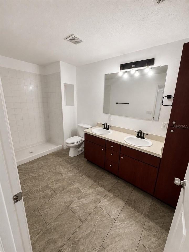 3019 Walnut Ct - Photo 5 of 18
