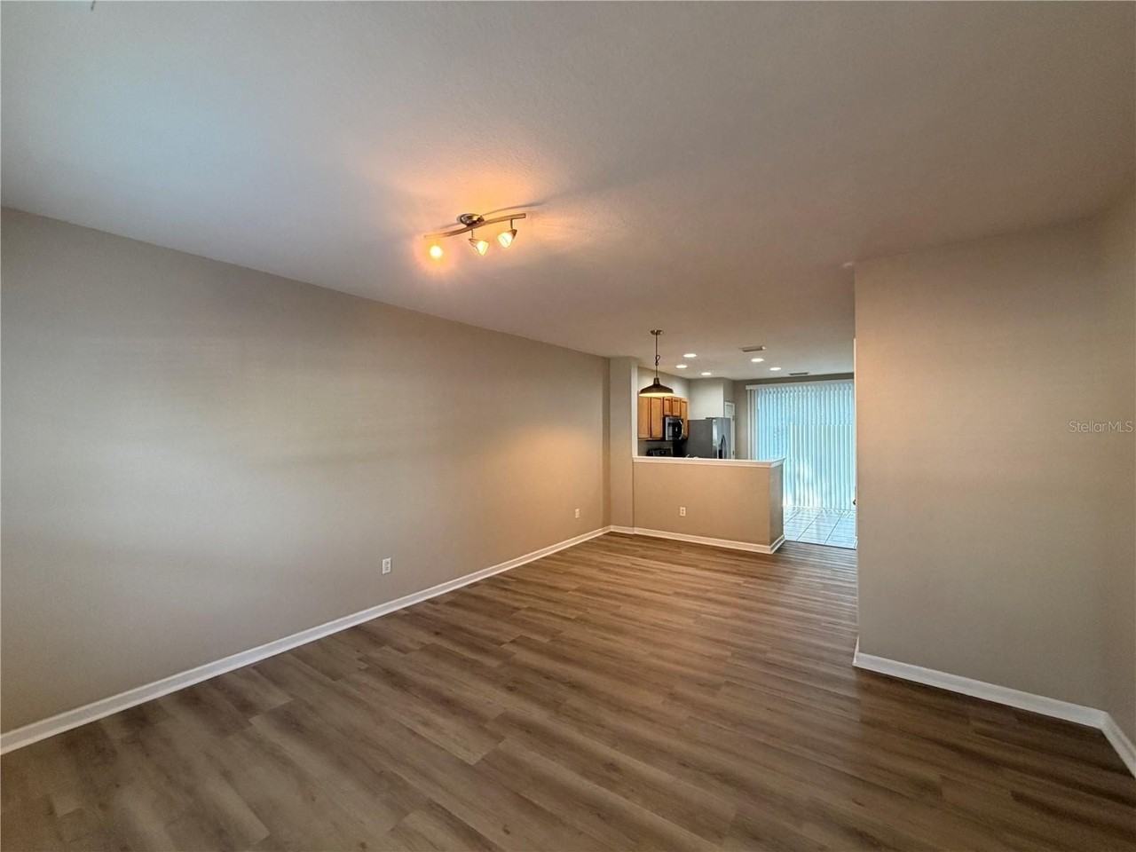 4430 Sw 49th Ave - Photo 4 of 46