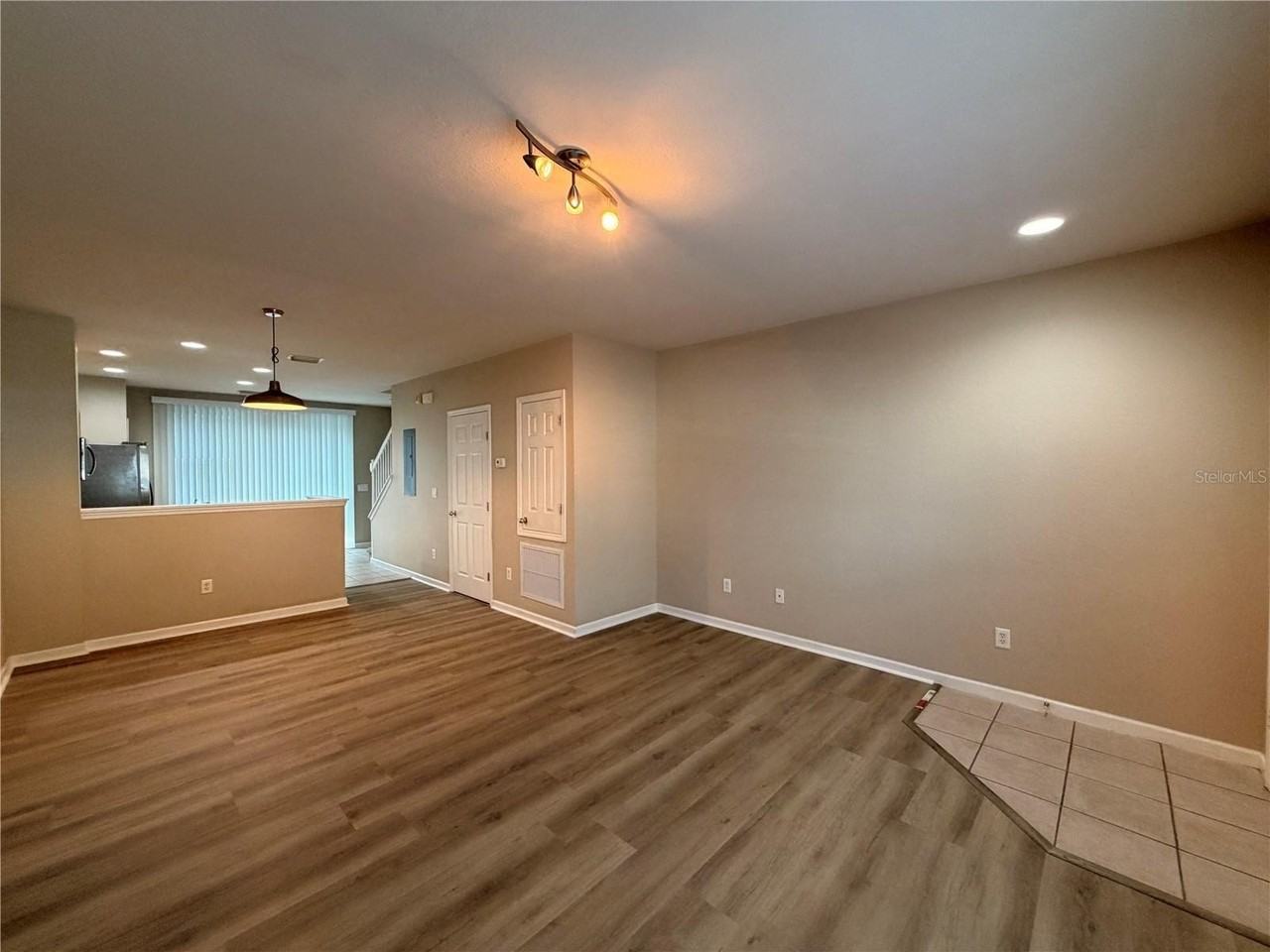 4430 Sw 49th Ave - Photo 7 of 46