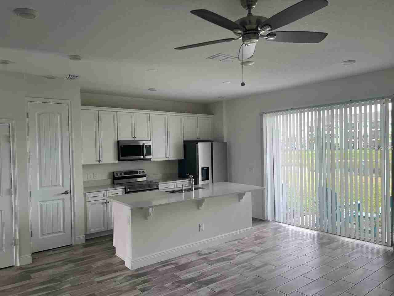 3077 Caribbean Soul Dr - Photo 2 of 29
