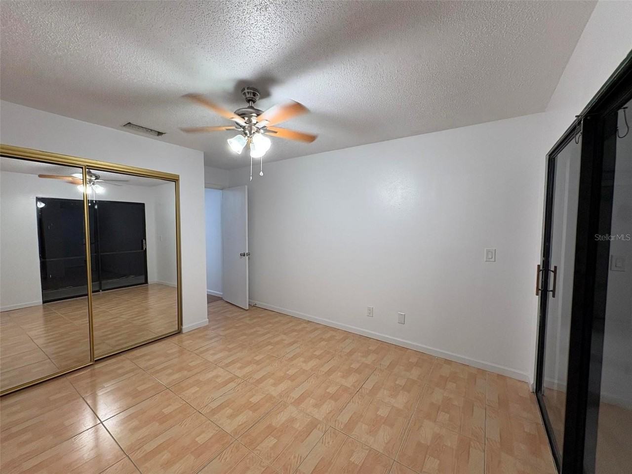 1724 Foxhall Cir #1724 - Photo 7 of 22