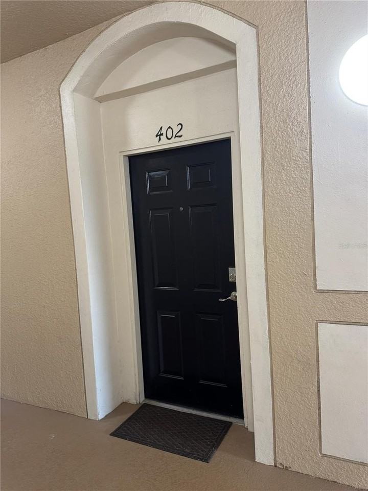 2484 San Tecla St #402 - Photo 5 of 25