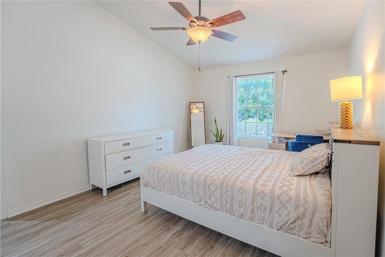1236 N Fairway Dr - Photo 4 of 12