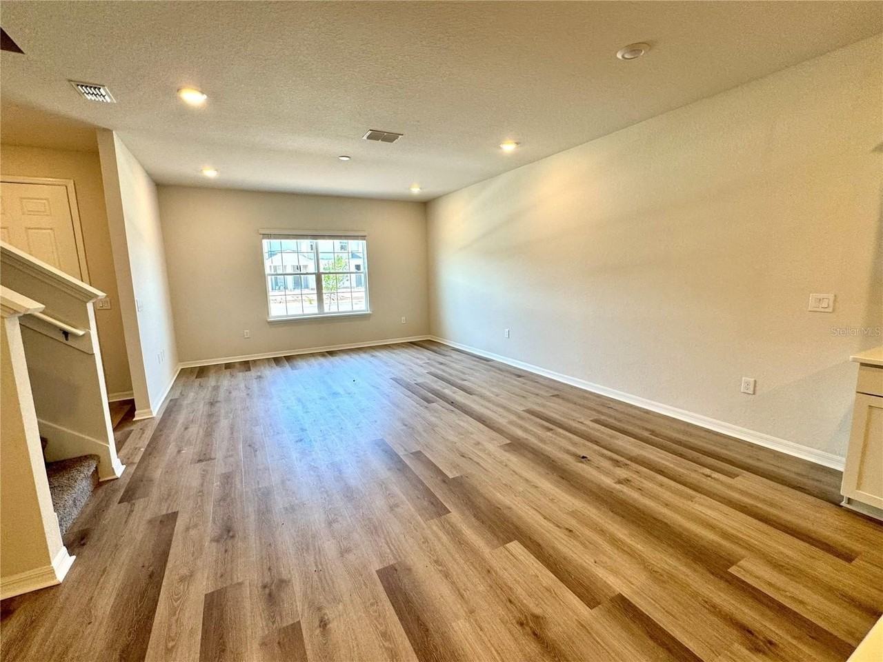 5788 Freshwater Canyon Dr - Photo 4 of 48