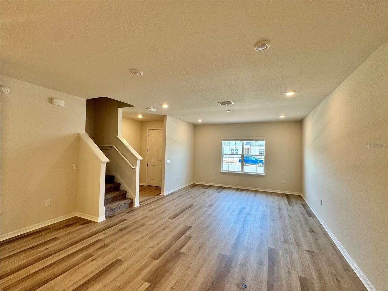 5788 Freshwater Canyon Dr - Photo 7 of 48