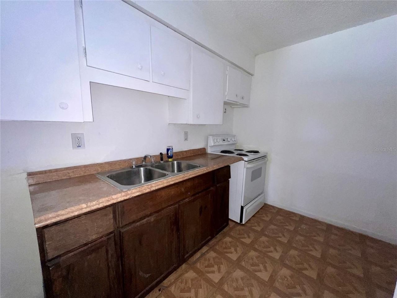 3847 Janeen Cir - Photo 6 of 8