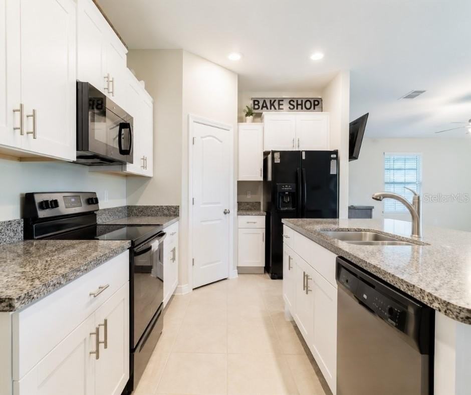 5722 Keaton Springs Dr - Photo 4 of 14