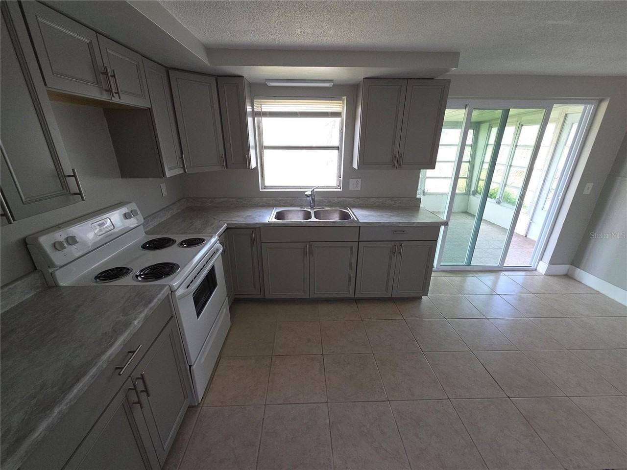 4616 Irene Loop - Photo 7 of 45