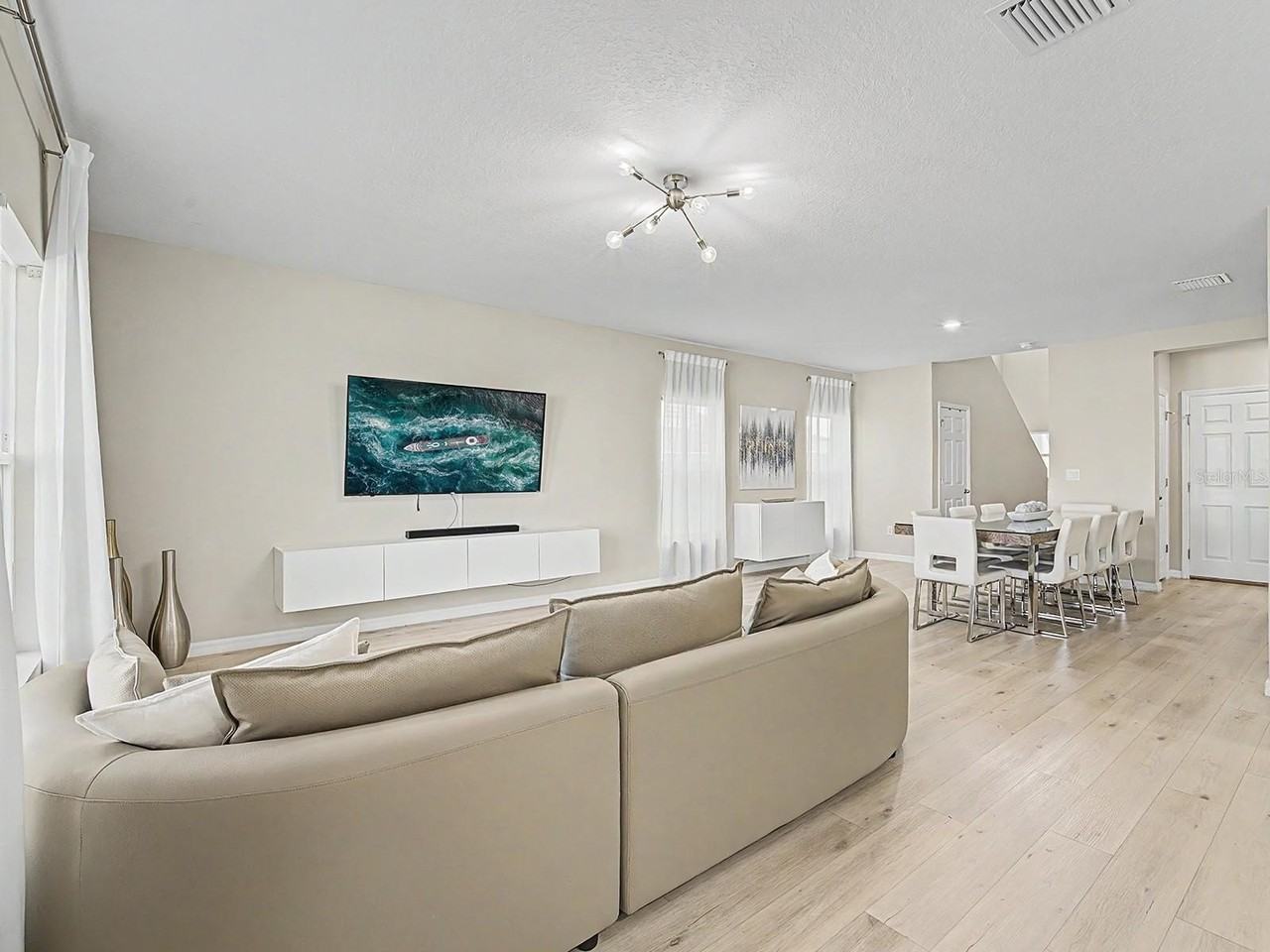 7587 Starflower Way - Photo 7 of 39