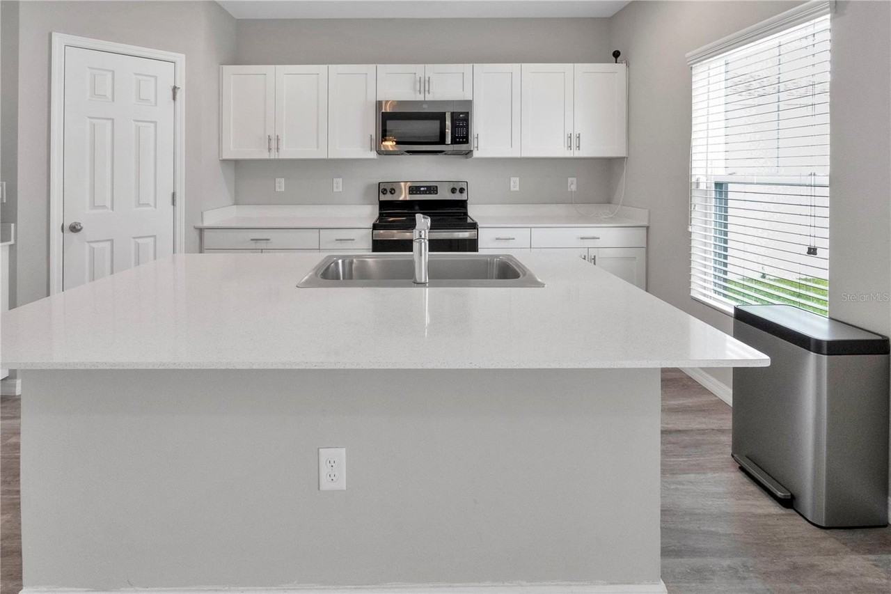 12737 Tannencrest Dr - Photo 6 of 30