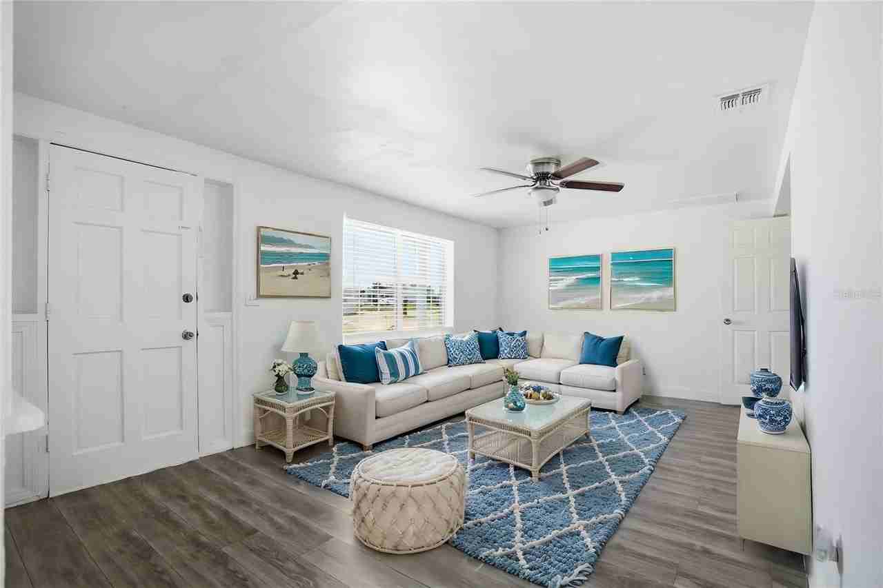 3301 Rosefield Dr - Photo 5 of 49