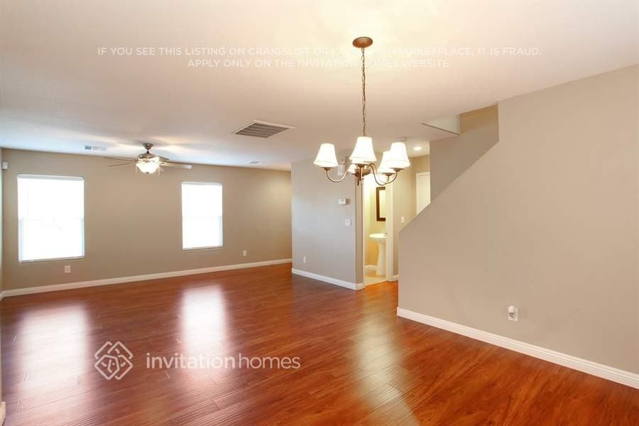 5000 Diamond Ranch Ave - Photo 3 of 20