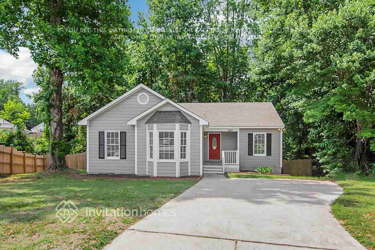 5601 Rudolph Ct - Photo 2 of 27