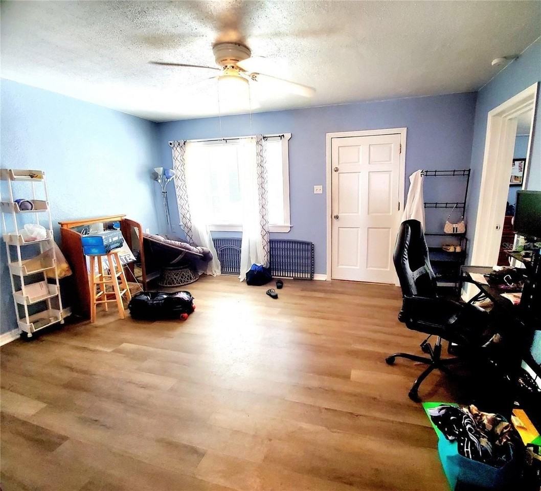 430 1st Ave Ne - Photo 5 of 16