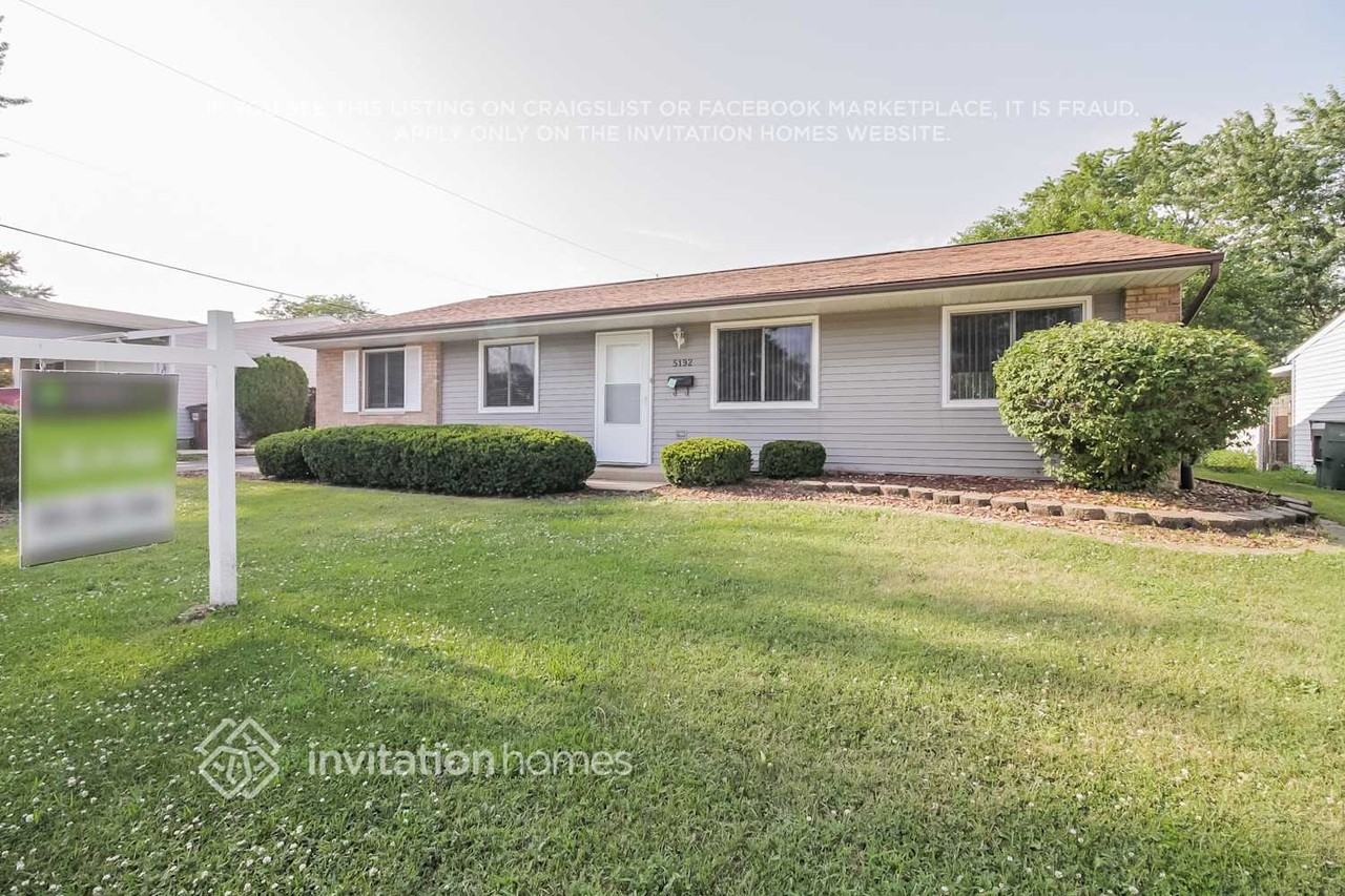 5192 Greentree Rd - Photo 2 of 12