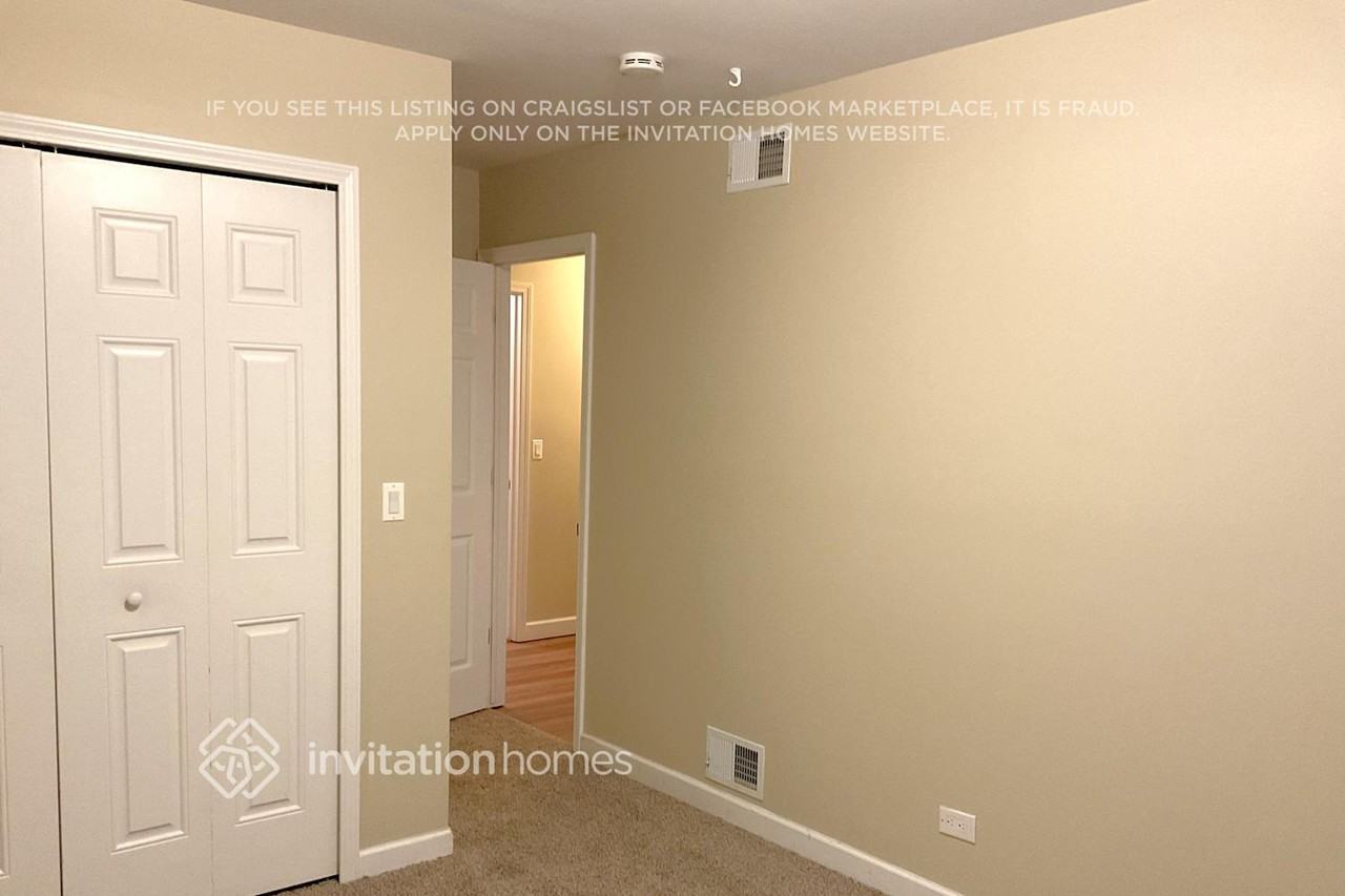 5192 Greentree Rd - Photo 7 of 12