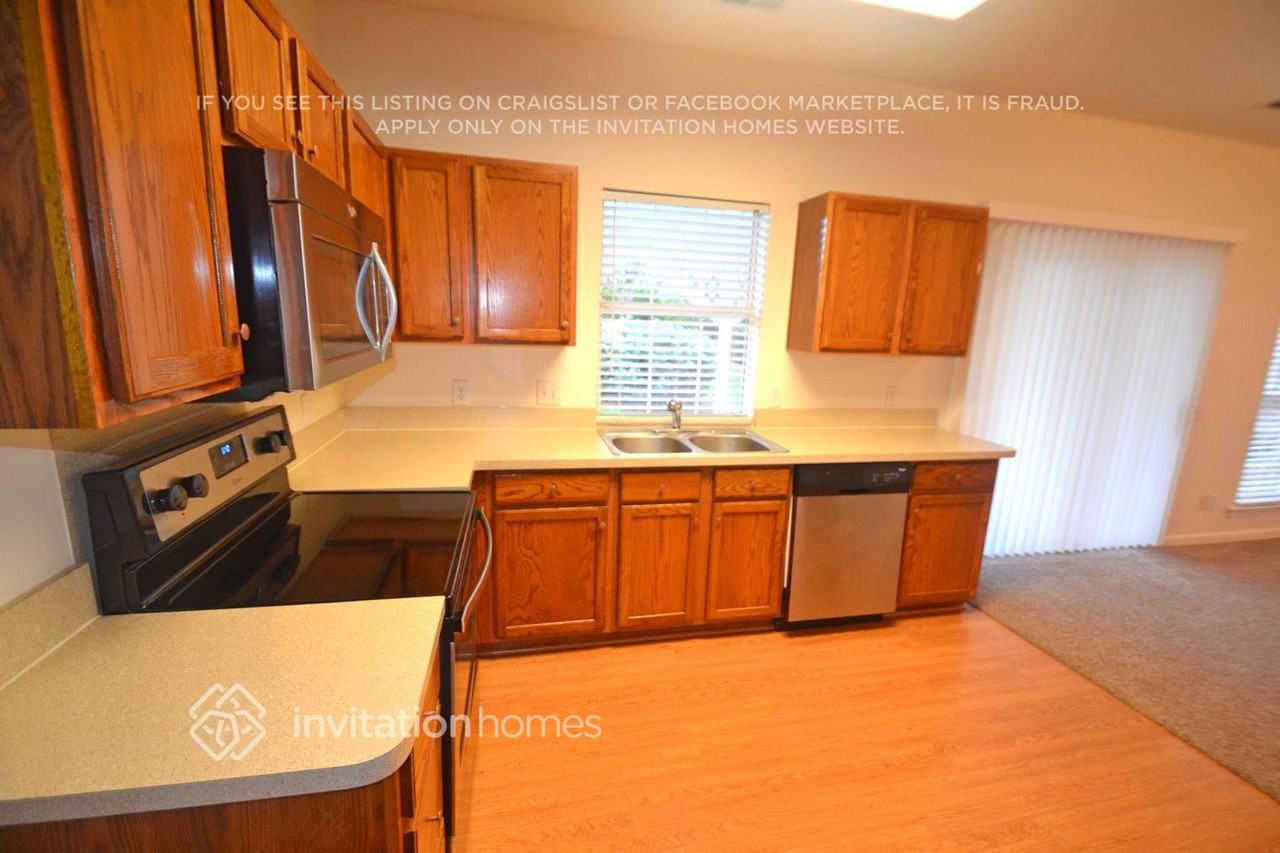 13410 Kibworth Ln - Photo 4 of 10