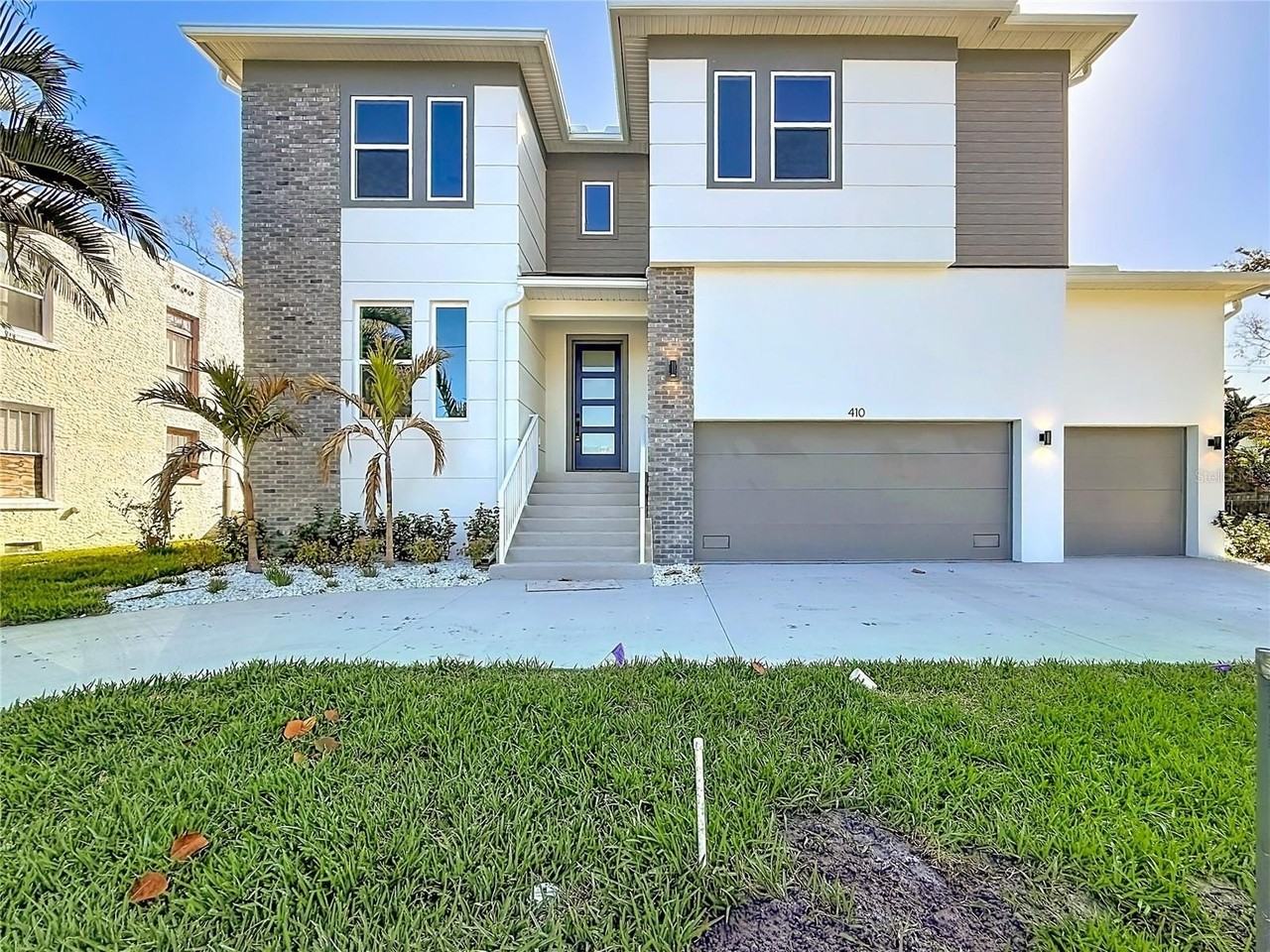 410 S West Shore Blvd - Photo 3 of 50