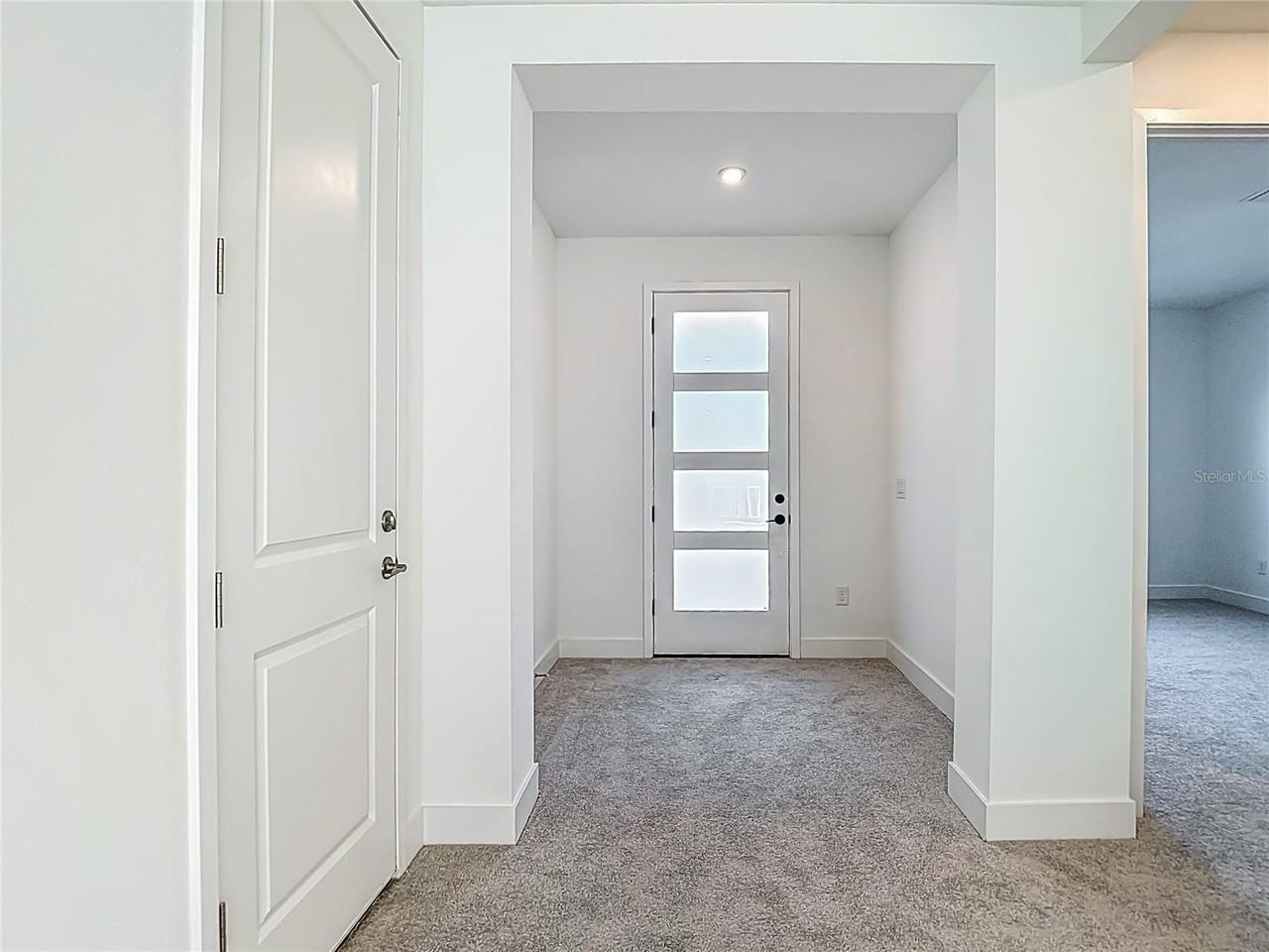 410 S West Shore Blvd - Photo 6 of 50