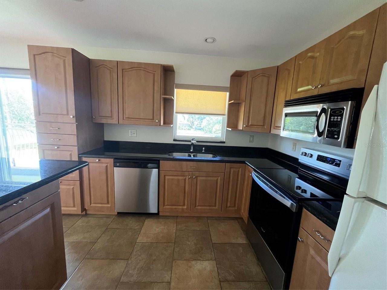 8801 Bay Pointe Dr #A202 - Photo 3 of 29
