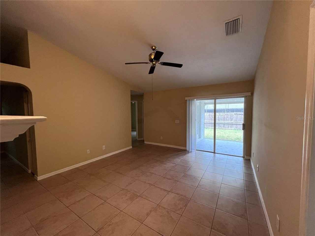 9673 Fox Hearst Rd - Photo 5 of 5
