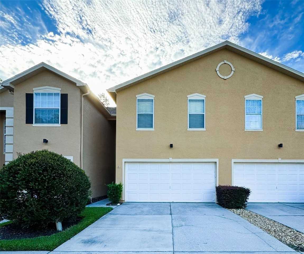 16305 Fairford Palms Ct