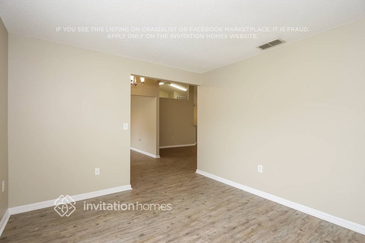 6257 Napa Dr - Photo 5 of 13