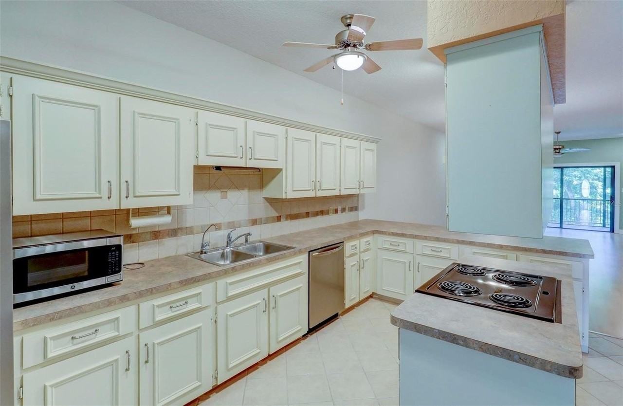 7032 River Run Blvd #7032 - Photo 5 of 42