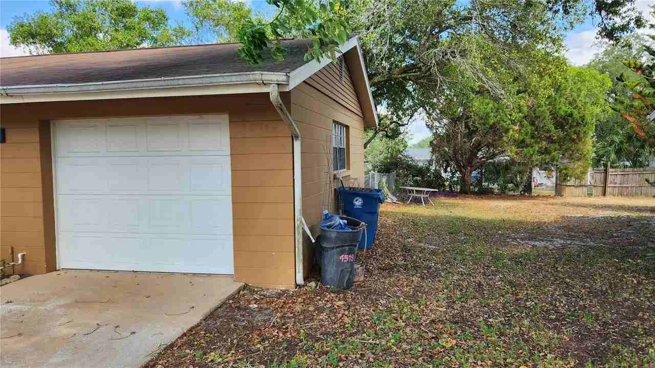 4518 Yorkshire Ave - Photo 4 of 38