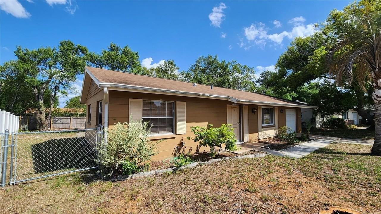 4518 Yorkshire Ave - Photo 7 of 38