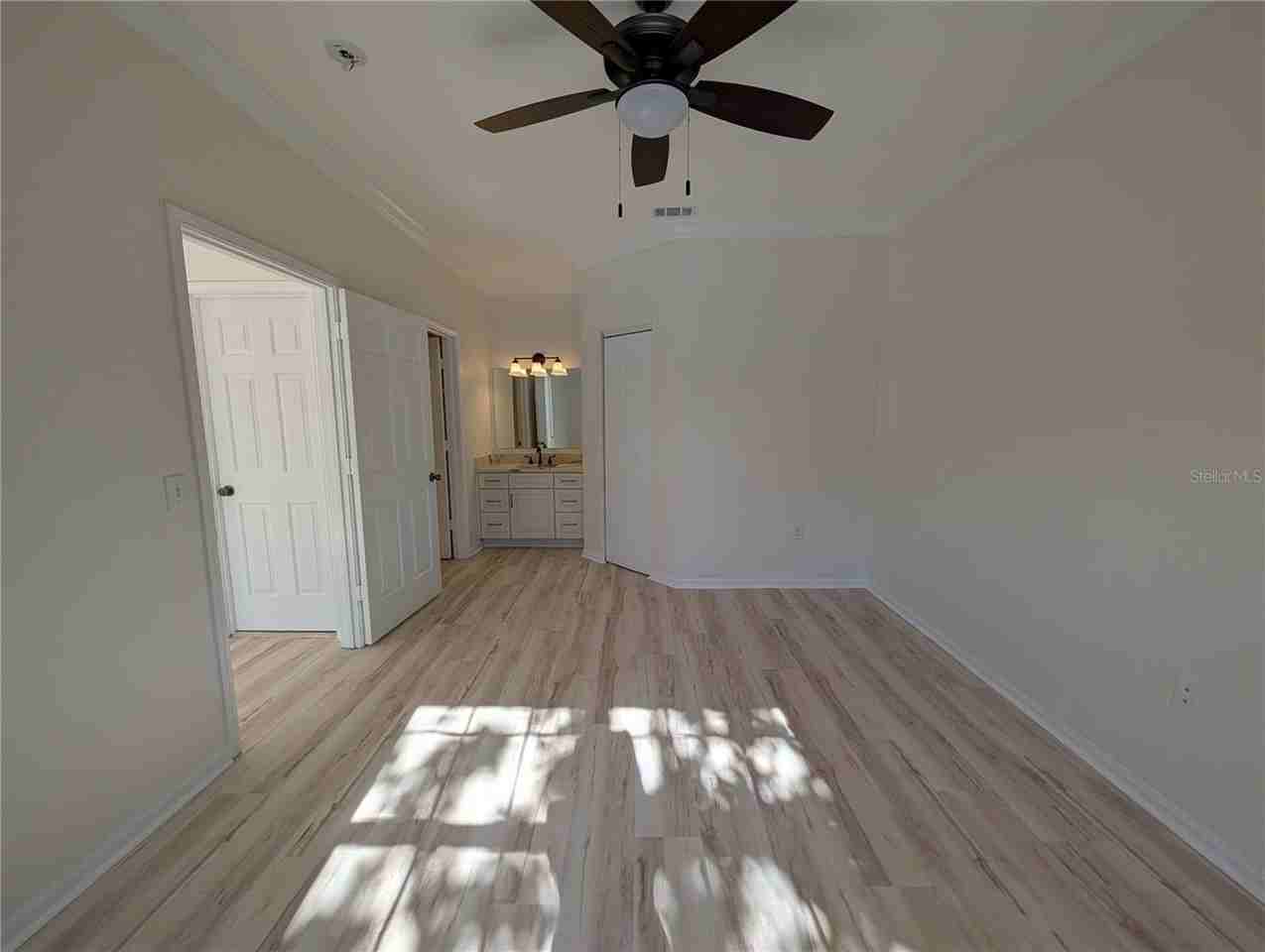 2107 Portofino Pl #30-302 - Photo 5 of 37