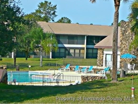6460 River Run Blvd - Photo 2 of 18