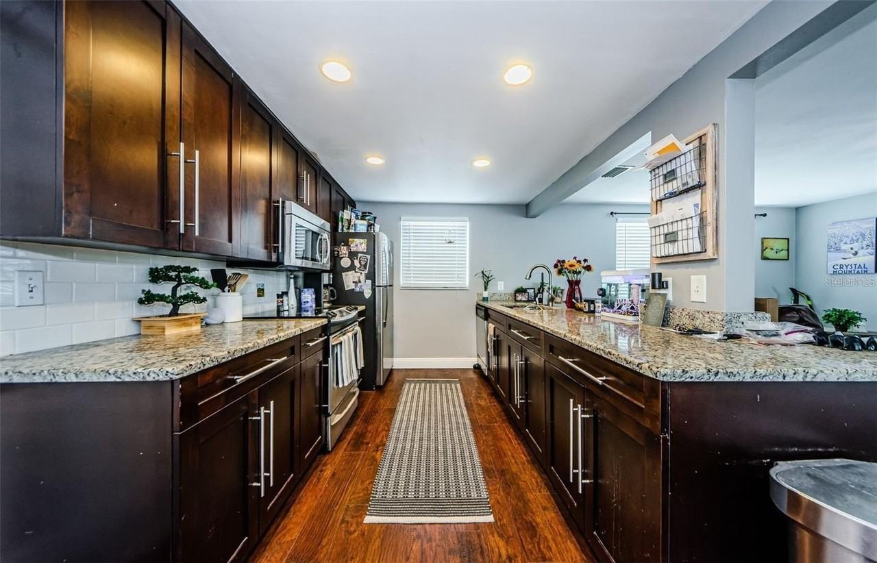 5915 Otis Dr - Photo 3 of 20