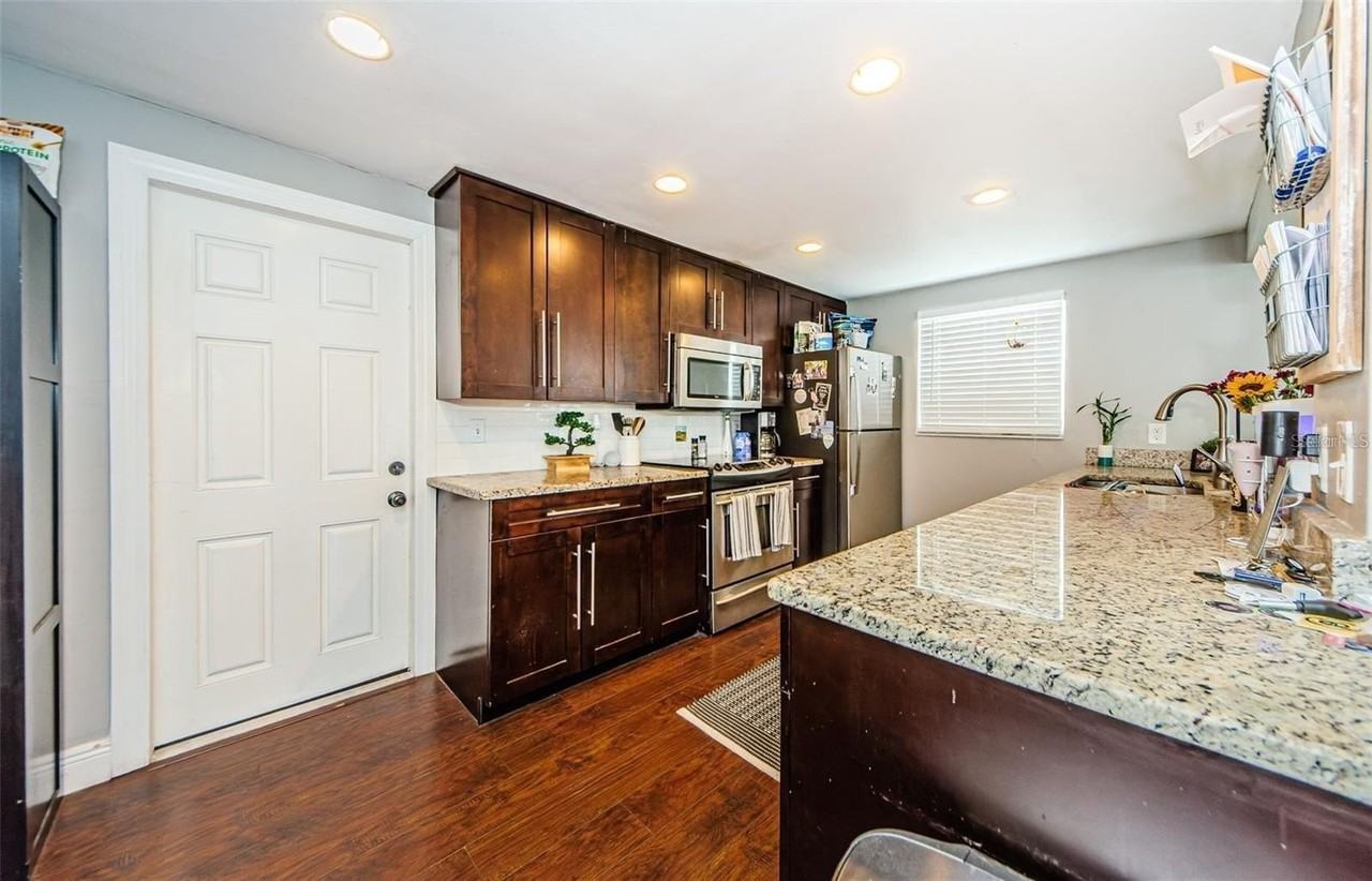5915 Otis Dr - Photo 5 of 20