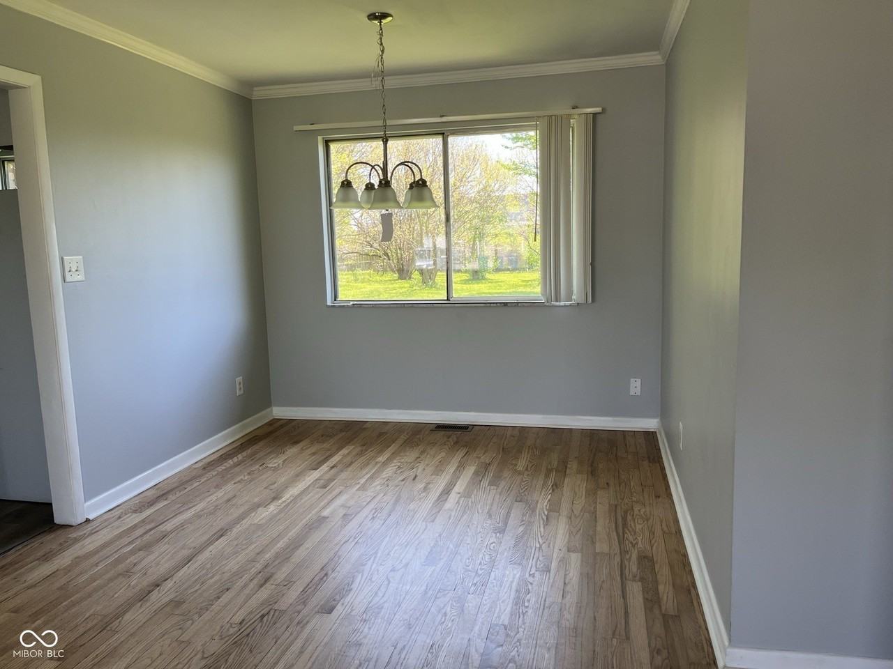 3751 W 97th St - Photo 3 of 25