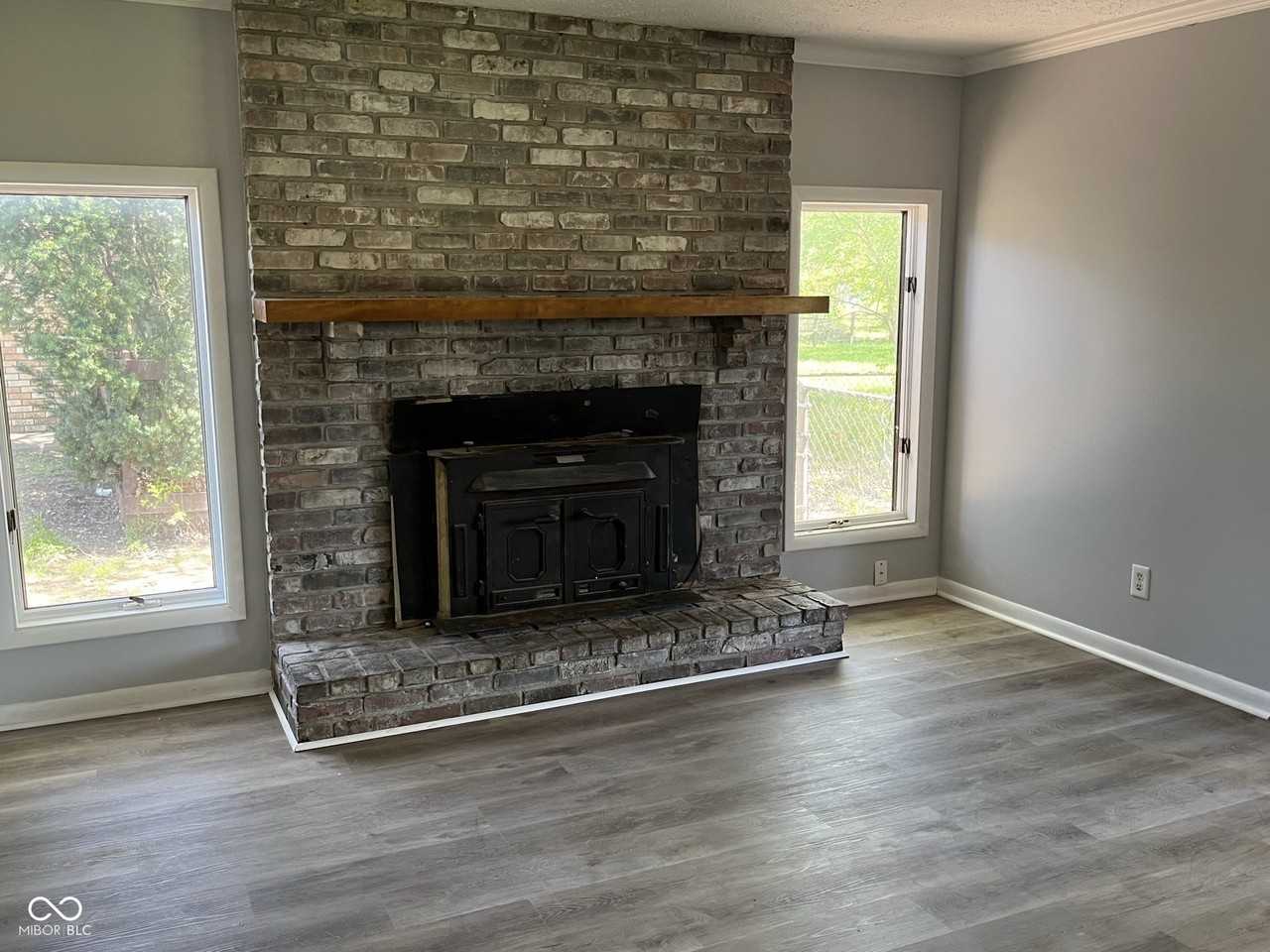 3751 W 97th St - Photo 7 of 25