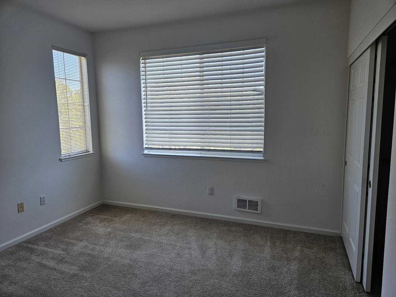 2116 Hastings Shore Ln - Photo 7 of 12