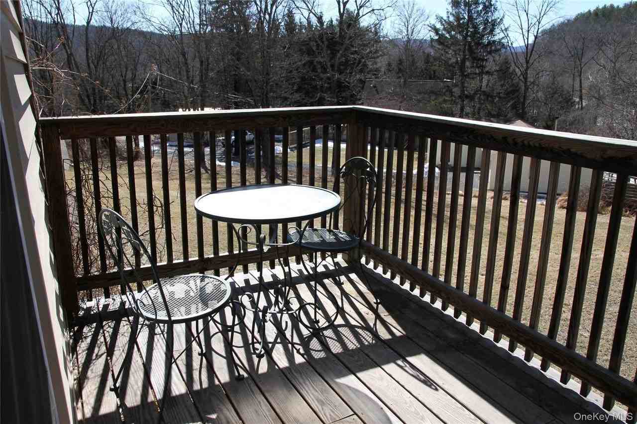 11 John Taylor Dr #A - Photo 4 of 16