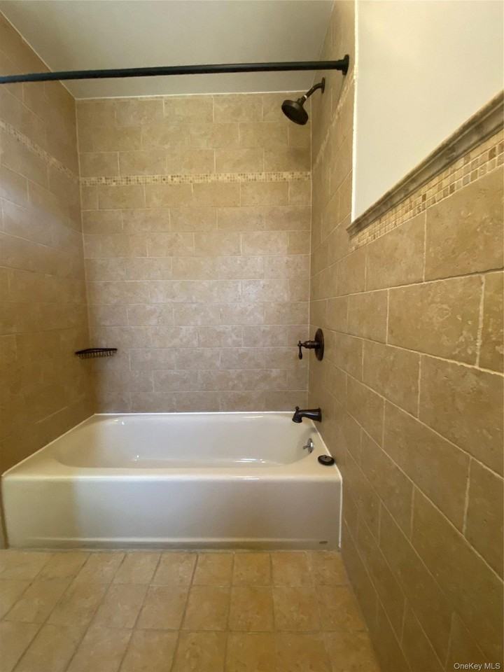 4821 40th St #2E - Photo 6 of 6