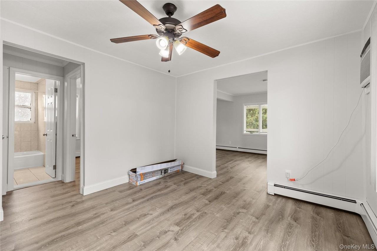175 Centre Ave - Photo 4 of 13