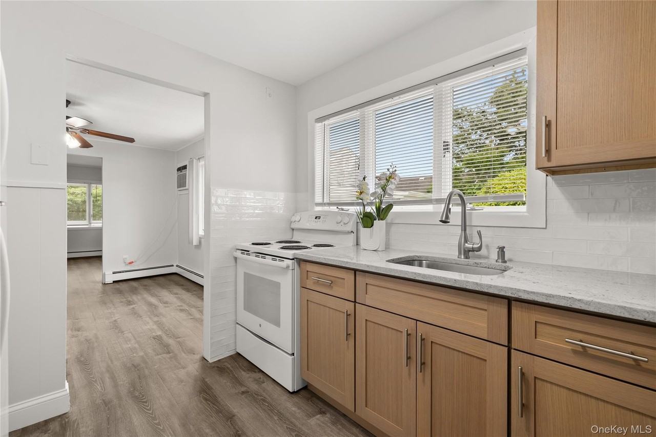 175 Centre Ave - Photo 7 of 13
