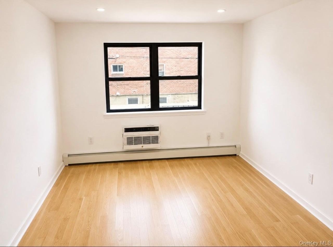 2805 21st Ave - Photo 5 of 8