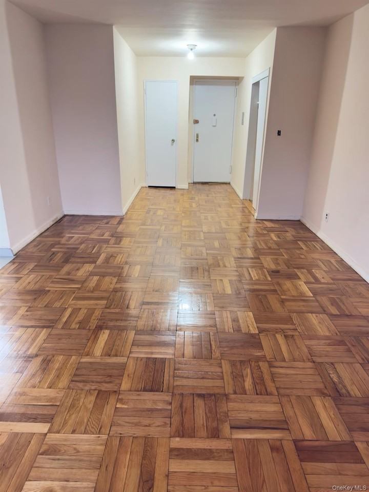 14943 35th Ave #1FL - Photo 2 of 3
