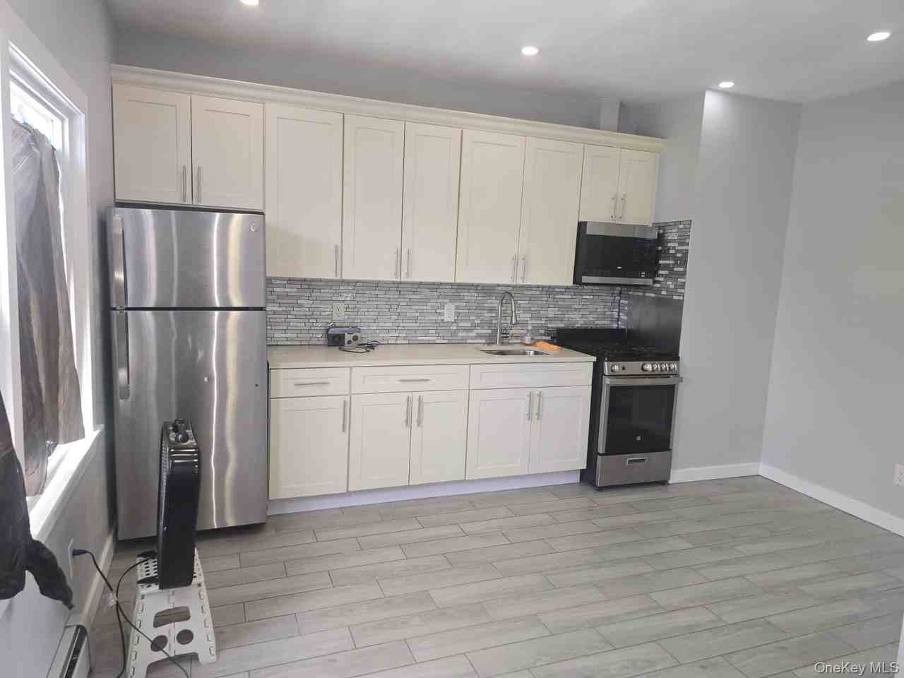 9007 Rockaway Blvd #2ndFL - Photo 4 of 5