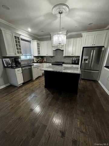 16 Boxwood Rd - Photo 2 of 8