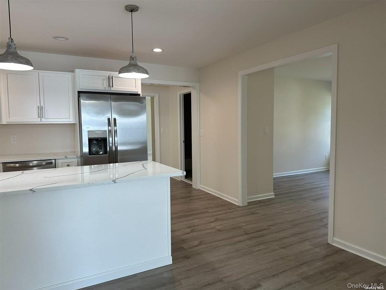 125 W Main St - Photo 2 of 32