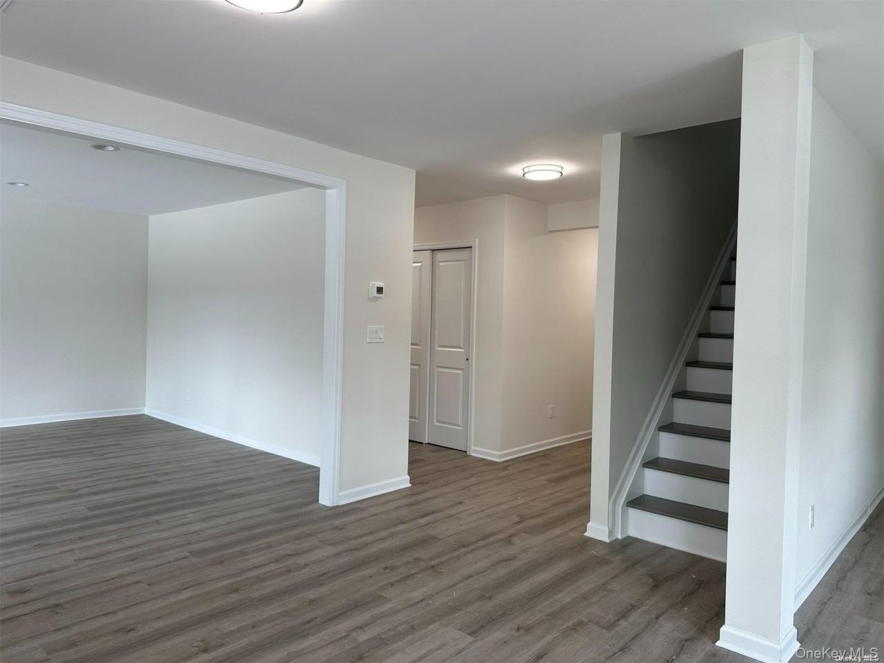125 W Main St - Photo 6 of 32