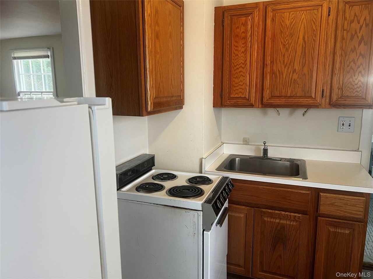 14 Oyster Bay Rd #A - Photo 3 of 4