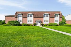 featured image of 39 Weathervane Dr #24
